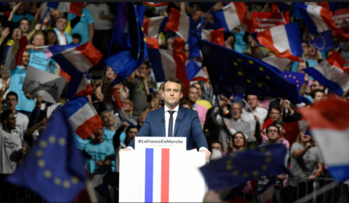 Les stars internationales félicitent le nouveau président français