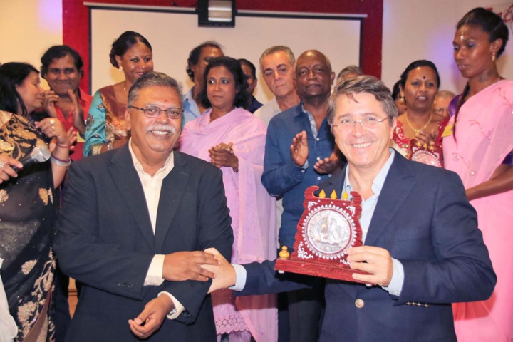 ... à Jean-Jacques Morel ... à Jean-Jacques Morel