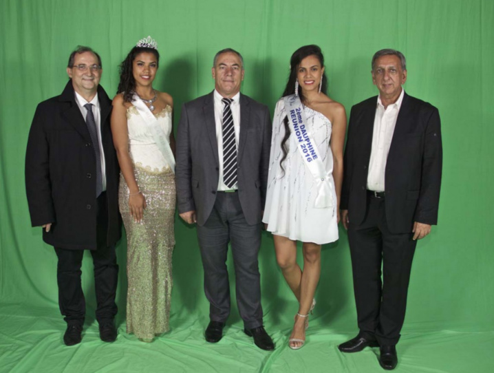 Stéphane Fouassin, Ericka Olivier, Dominique Boyer, Anaïs Picard et Aziz Patel Stéphane Fouassin, Ericka Olivier, Dominique Boyer, Anaïs Picard et Aziz Patel