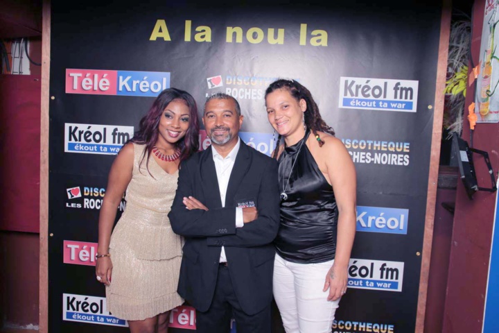 Thierry Araye, le directeur de Kréol FM, avec Missty