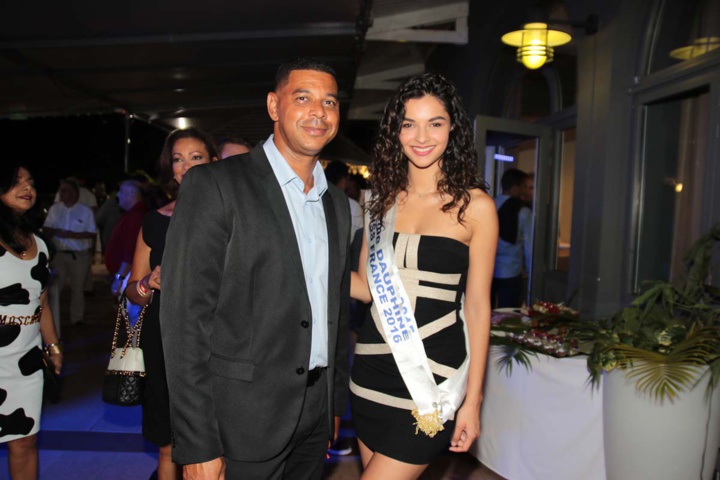 Le XV de France au Créolia pour une soirée rugby Le XV de France au Créolia pour une soirée rugby