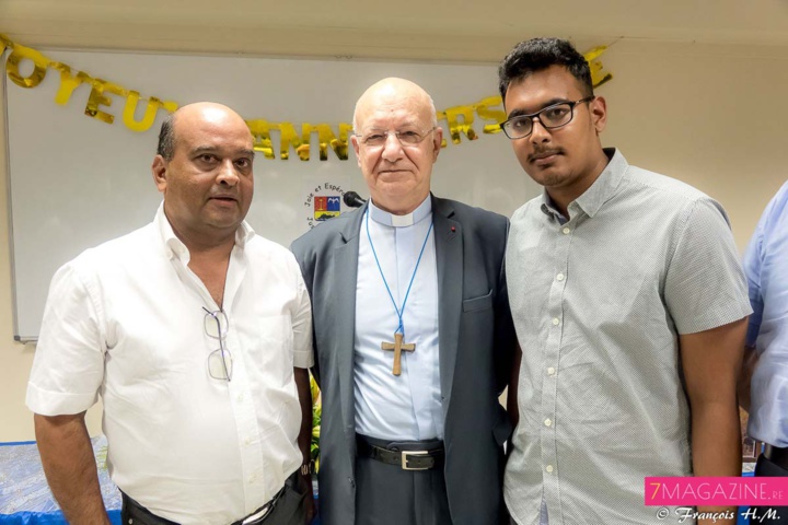 Gilbert Aubry avec Norbert Tacon et son fils Yash Gilbert Aubry avec Norbert Tacon et son fils Yash