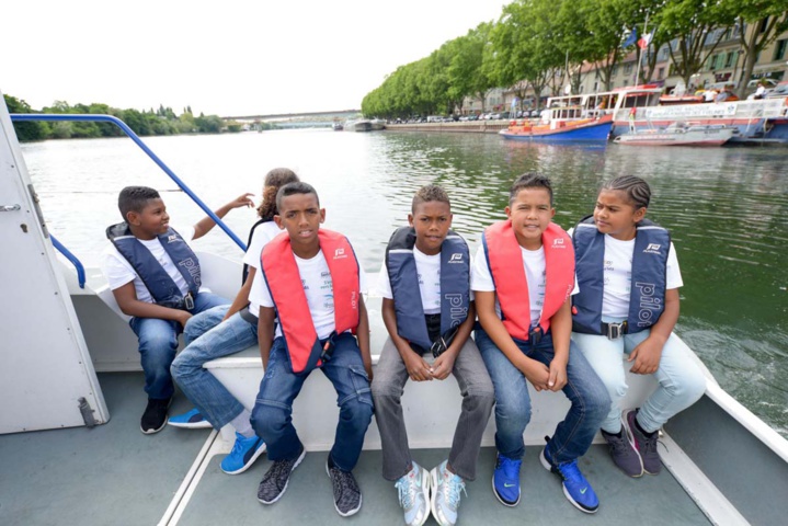 Deuxième semaine de rêve pour les marmailles de 1000 Sourires à Paris!