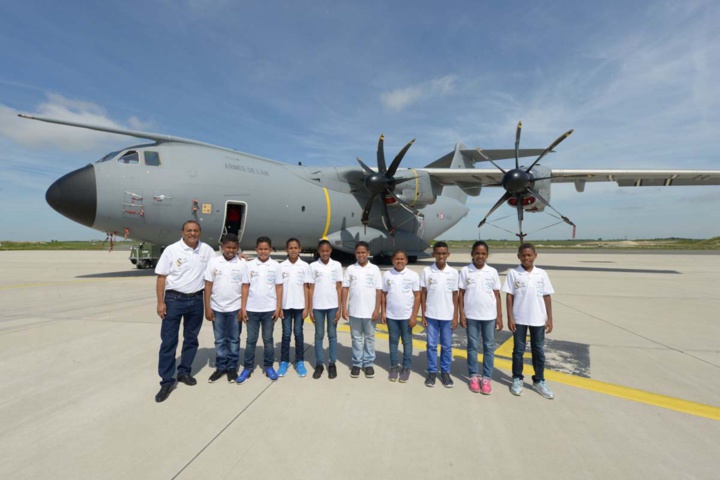 A la Base Aérienne 123 A la Base Aérienne 123