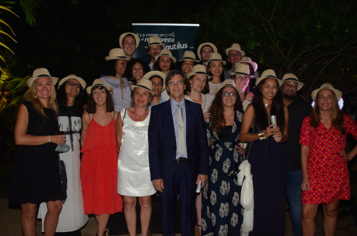 Toute l'équipe de l'agence Nautilus autour d'Alain Graulich Toute l'équipe de l'agence Nautilus autour d'Alain Graulich