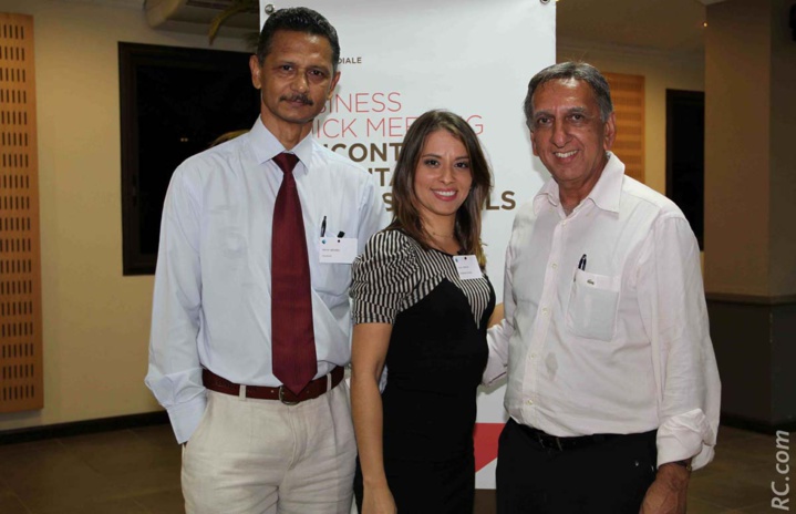 Nicolas Bovalo, Sarah Ardouin, et Aziz Patel Nicolas Bovalo, Sarah Ardouin, et Aziz Patel