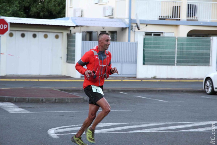 Jimmy Clain est 5ème après 52km de course Jimmy Clain est 5ème après 52km de course