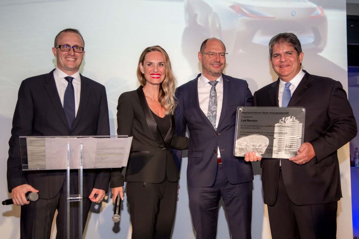 Avec les félicitations de BMW Group Avec les félicitations de BMW Group