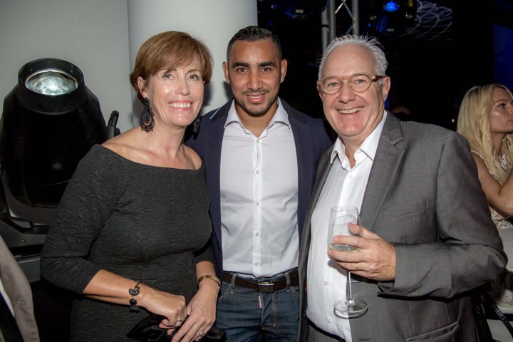 Caroline et Dominique Gaudel avec Dimitri Payet Caroline et Dominique Gaudel avec Dimitri Payet