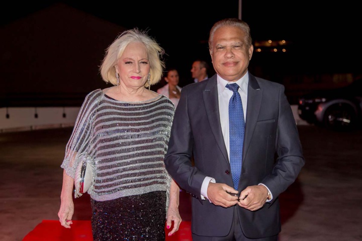 Yvette et Yves Ferrière, adjoint au maire de Sainte-Marie Yvette et Yves Ferrière, adjoint au maire de Sainte-Marie