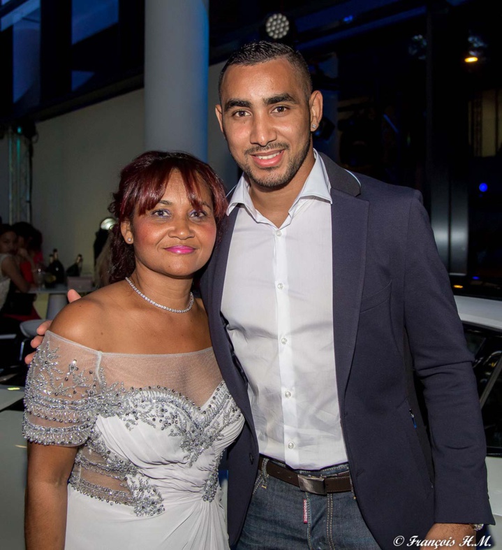 Dimitri Payet et sa maman Michelle Dimitri Payet et sa maman Michelle
