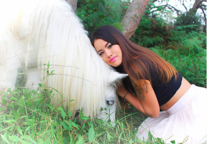 Hélène Sea Ung, l’artiste qui peut enfin se réaliser Hélène Sea Ung, l’artiste qui peut enfin se réaliser