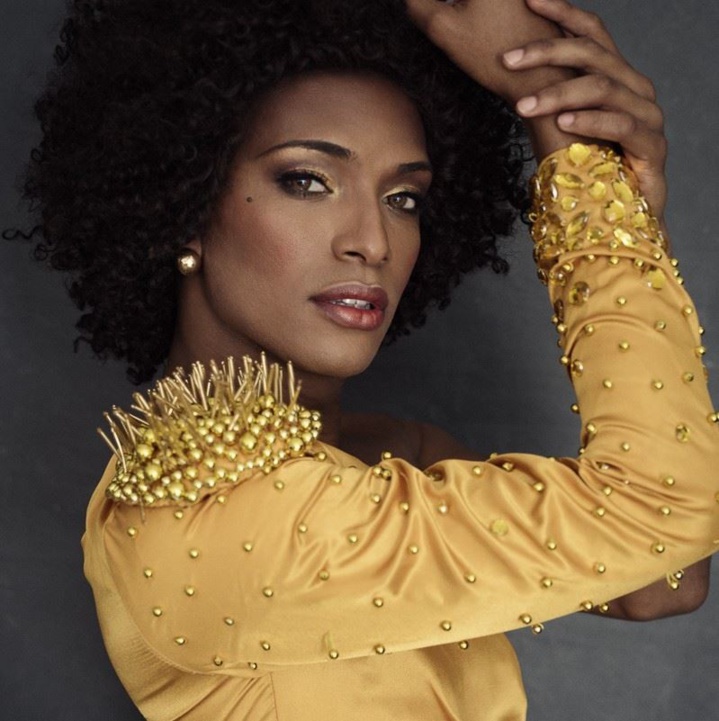 Louïz, au-delà du genre... Louïz, au-delà du genre...