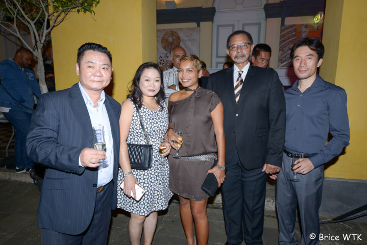 Au revoir Madame la Consule de Chine Au revoir Madame la Consule de Chine