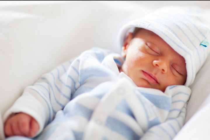 A 48 ans, après 18 fausses couches, le bébé miracle ! A 48 ans, après 18 fausses couches, le bébé miracle !