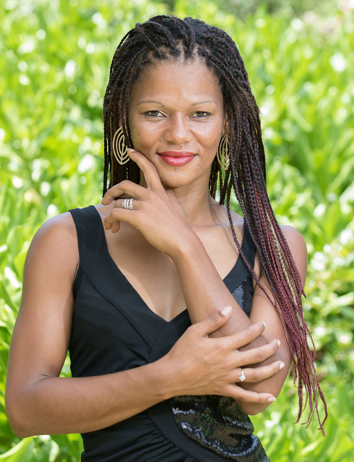 Lisa Mola : la gogo danseuse au delà des préjugés Lisa Mola : la gogo danseuse au delà des préjugés