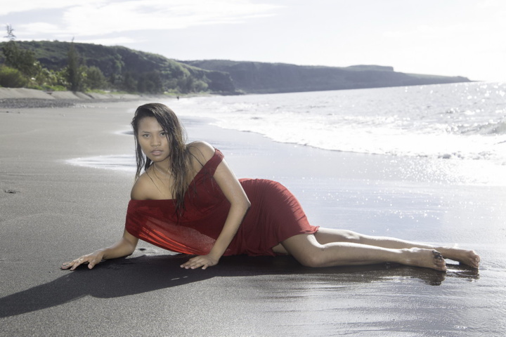 Nouria, la belle malgache qui croque la vie Nouria, la belle malgache qui croque la vie