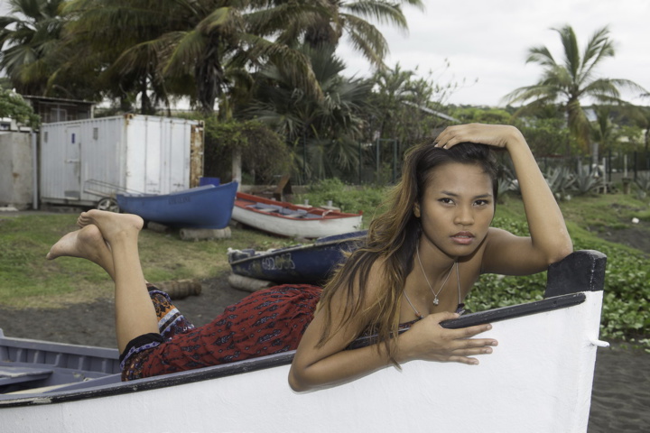 Nouria, la belle malgache qui croque la vie Nouria, la belle malgache qui croque la vie