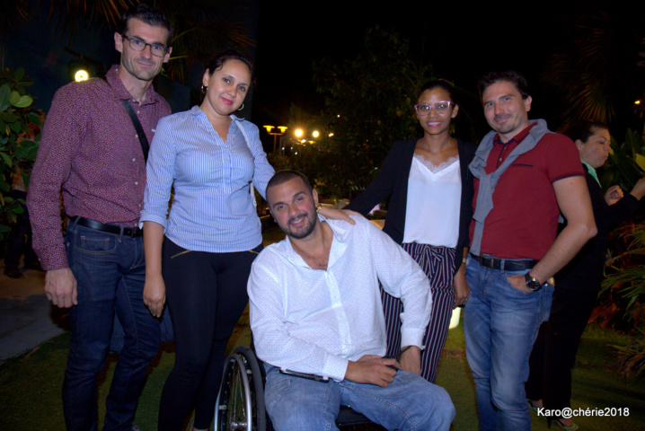 Soirée Jurassic World : De la frayeur à l'émotion pour quelques privilégiés Soirée Jurassic World : De la frayeur à l'émotion pour quelques privilégiés