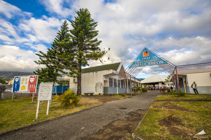Rentrée scolaire 2018/2019 - Visite du Lycée Isnelle Amelin Rentrée scolaire 2018/2019 - Visite du Lycée Isnelle Amelin