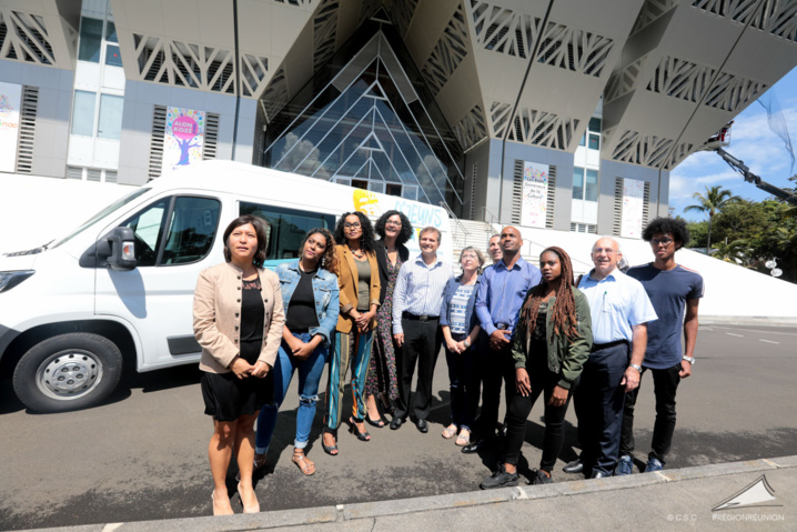 Lancement du "D’jeuns Tour" la Caravane de la jeunesse Lancement du "D’jeuns Tour" la Caravane de la jeunesse