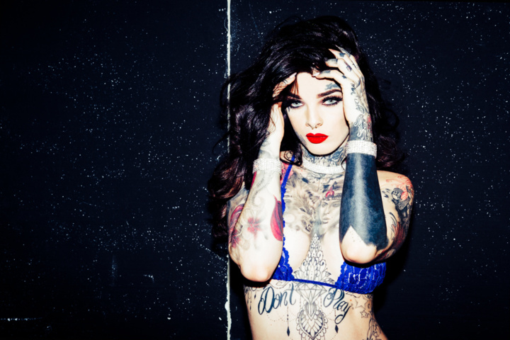 Mia Dolls : la Réunionnaise mannequin tattoo et playmate Mia Dolls : la Réunionnaise mannequin tattoo et playmate