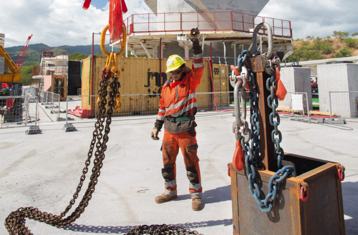 2015/2018 Bilan mi-mandat : Les 7 piliers de la réussite réunionnaise 2015/2018 Bilan mi-mandat : Les 7 piliers de la réussite réunionnaise