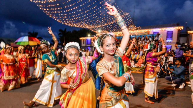 Dipavali: Retour en images sur ce show haut en couleurs