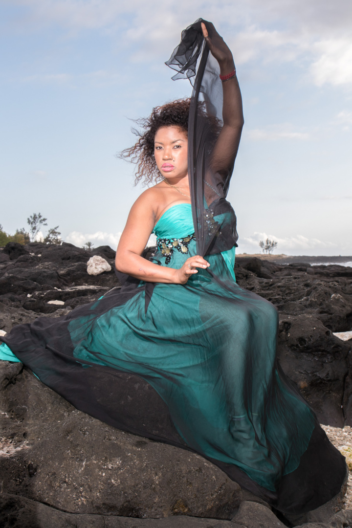 Dorothy Medgee Rousseau, 1m56 si bien assumé Dorothy Medgee Rousseau, 1m56 si bien assumé