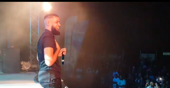 T-Matt répond à ceux qui ont critiqué sa chanson "C'est compliqué" T-Matt répond à ceux qui ont critiqué sa chanson "C'est compliqué"