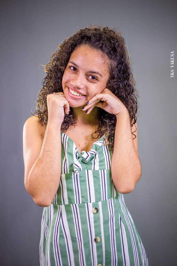 Laurence Nayagom, une beauté créole qui pétille Laurence Nayagom, une beauté créole qui pétille