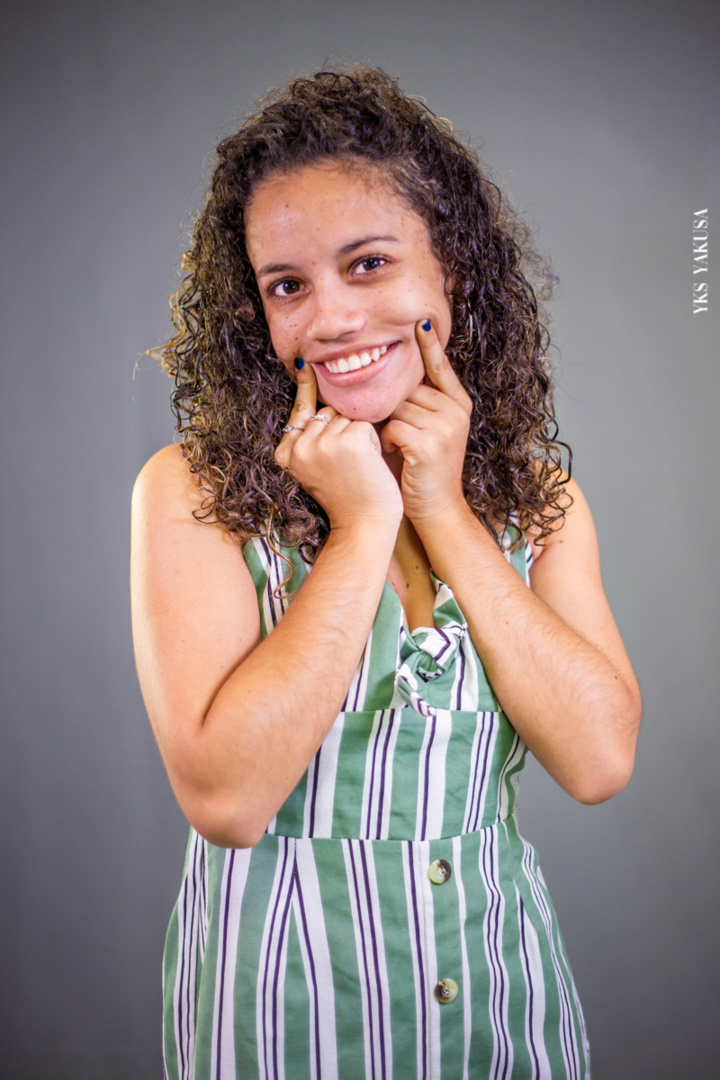 Laurence Nayagom, une beauté créole qui pétille Laurence Nayagom, une beauté créole qui pétille