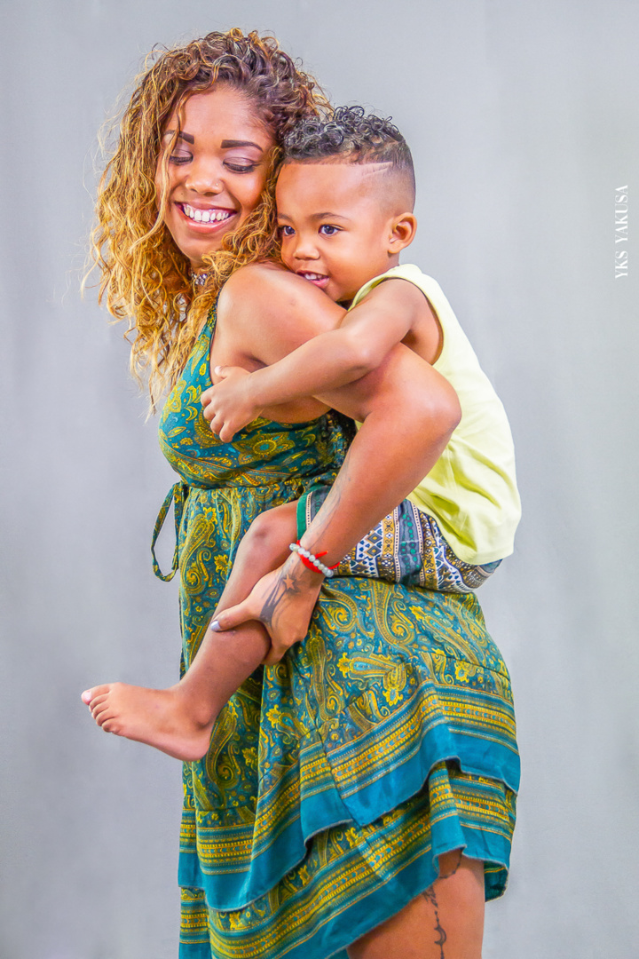 Satiavaty Evrin et son adorable petit Kenzo Satiavaty Evrin et son adorable petit Kenzo