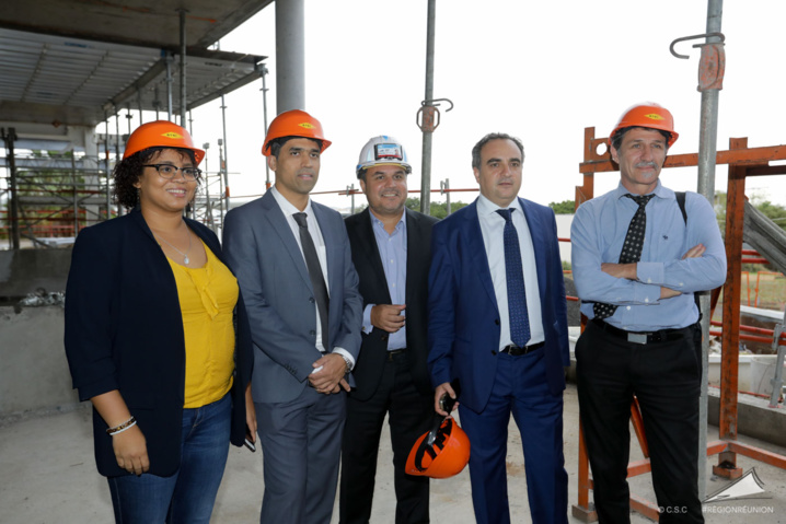 Extension de l’Institut Universitaire de Technologie et relocalisation de l’École Supérieure d’Ingénieurs Réunion Océan Indien Extension de l’Institut Universitaire de Technologie et relocalisation de l’École Supérieure d’Ingénieurs Réunion Océan Indien