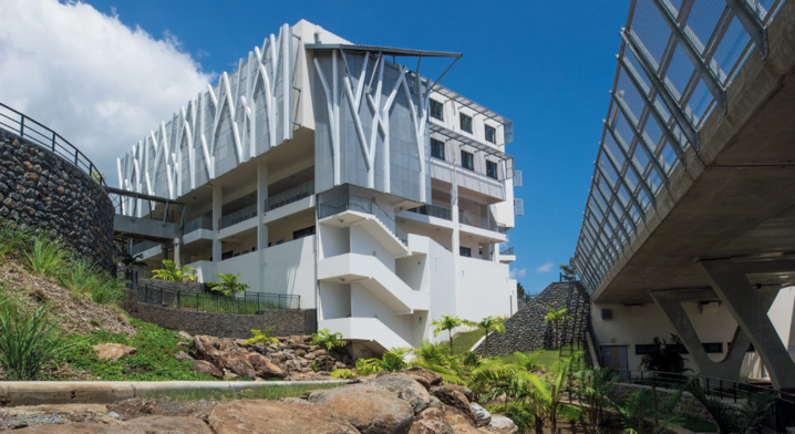 Le Bâti scolaire - Se former dans les meilleures conditions Le Bâti scolaire - Se former dans les meilleures conditions