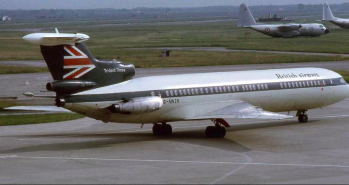 A 12 ans, il sème la panique à Heathrow A 12 ans, il sème la panique à Heathrow