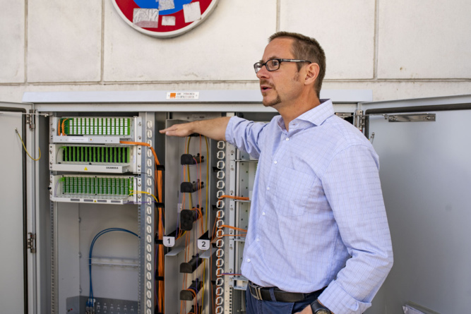 La fibre optique pour tous les Réunionnais : Bâtissons nos villes de demain ! La fibre optique pour tous les Réunionnais : Bâtissons nos villes de demain !