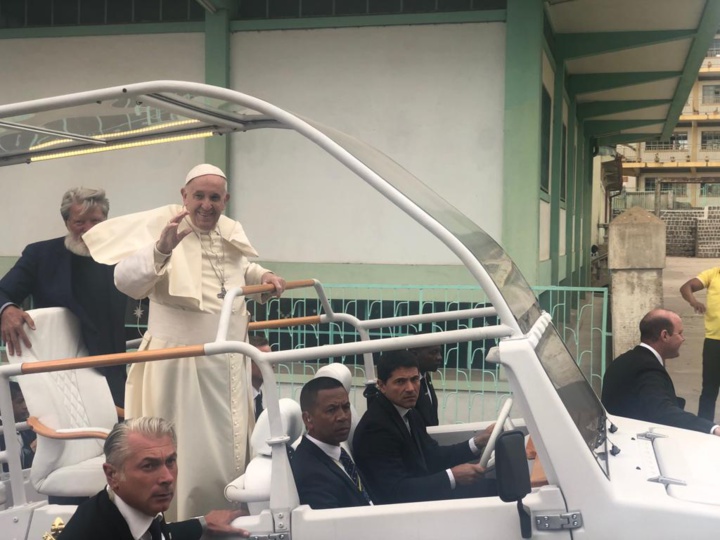 Akamasoa, la “Cité de l’Amitié” Akamasoa, la “Cité de l’Amitié”