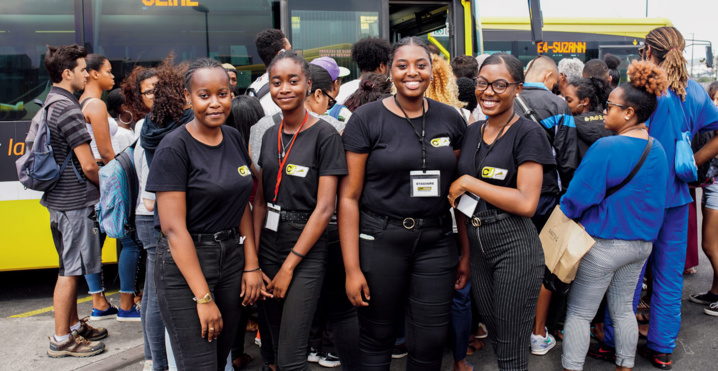 Les transports : Perspective de métiers pour les lycéens de Moulin Joli Les transports : Perspective de métiers pour les lycéens de Moulin Joli