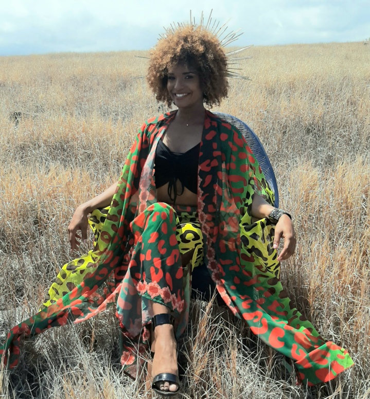 Louïz Artiste : La girl power sort son nouveau titre Level up Girls Louïz Artiste : La girl power sort son nouveau titre Level up Girls