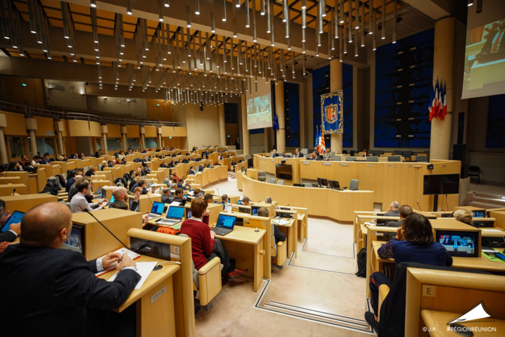 La Région Réunion présente au Séminaire Inter-Régions Françaises sur les Fonds Européens La Région Réunion présente au Séminaire Inter-Régions Françaises sur les Fonds Européens