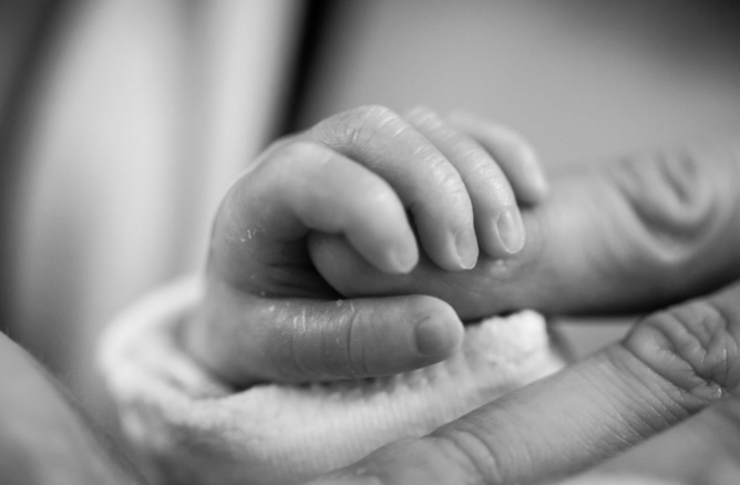 Violée à 14 ans, enceinte de son père : un témoin raconte... Violée à 14 ans, enceinte de son père : un témoin raconte...