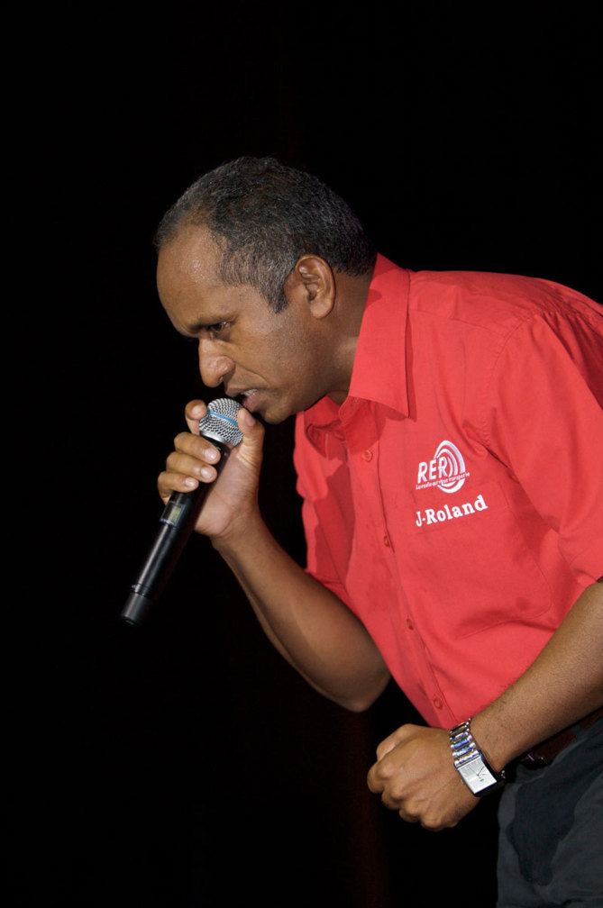 Kayen s'est produit au Téat Champ Fleuri