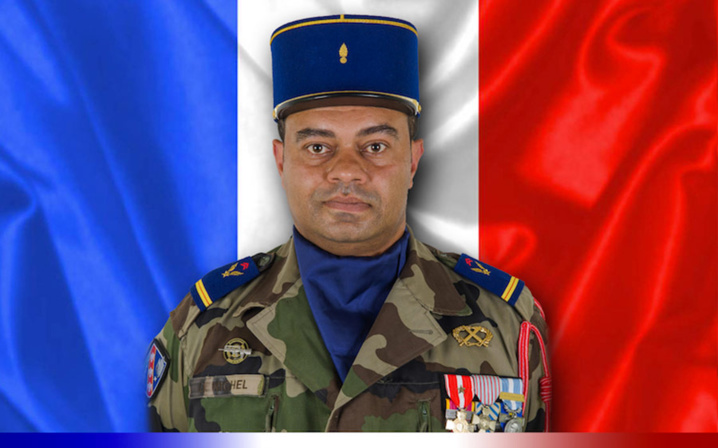 Un militaire émérite aimé de ses frères d’armes Un militaire émérite aimé de ses frères d’armes