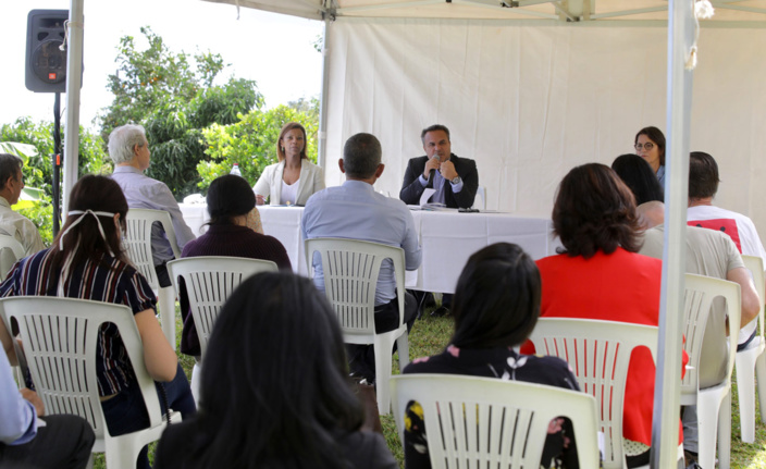 25 M€ pour la mise en place du "Chèque J’aime Mon Île 974" et du Fonds de relance et de soutien aux acteurs touristiques 25 M€ pour la mise en place du "Chèque J’aime Mon Île 974" et du Fonds de relance et de soutien aux acteurs touristiques