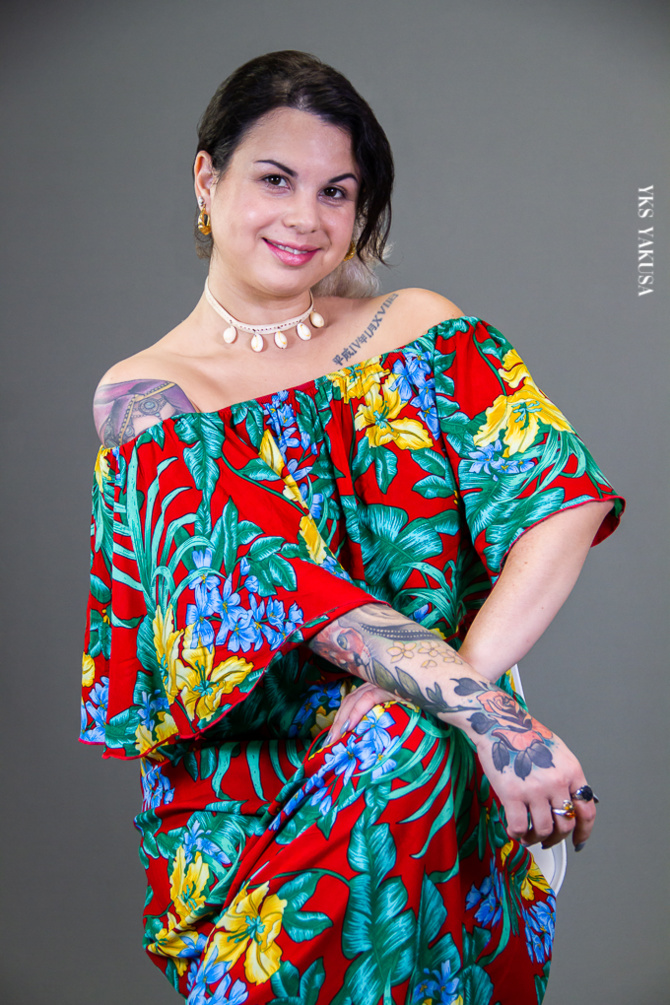 Litchi: douce à l'intérieur, coriace à l'extérieur et pleine de couleurs ! Litchi: douce à l'intérieur, coriace à l'extérieur et pleine de couleurs !