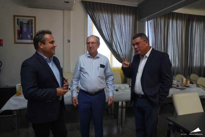 Visite d’équipements aux Avirons Visite d’équipements aux Avirons