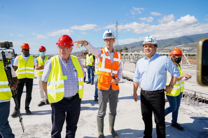 Visite du Nouveau Pont de la Rivière des Galets Visite du Nouveau Pont de la Rivière des Galets