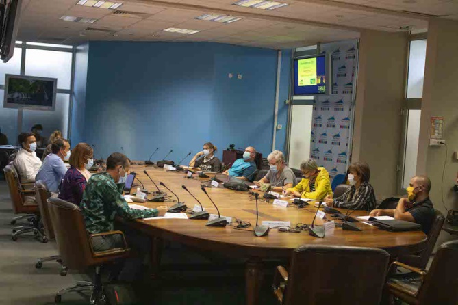 Le Président Didier Robert échange avec le CCC sur les mesures liées à la Crise Covid-19 pour l’emploi, la formation, l’activité Le Président Didier Robert échange avec le CCC sur les mesures liées à la Crise Covid-19 pour l’emploi, la formation, l’activité