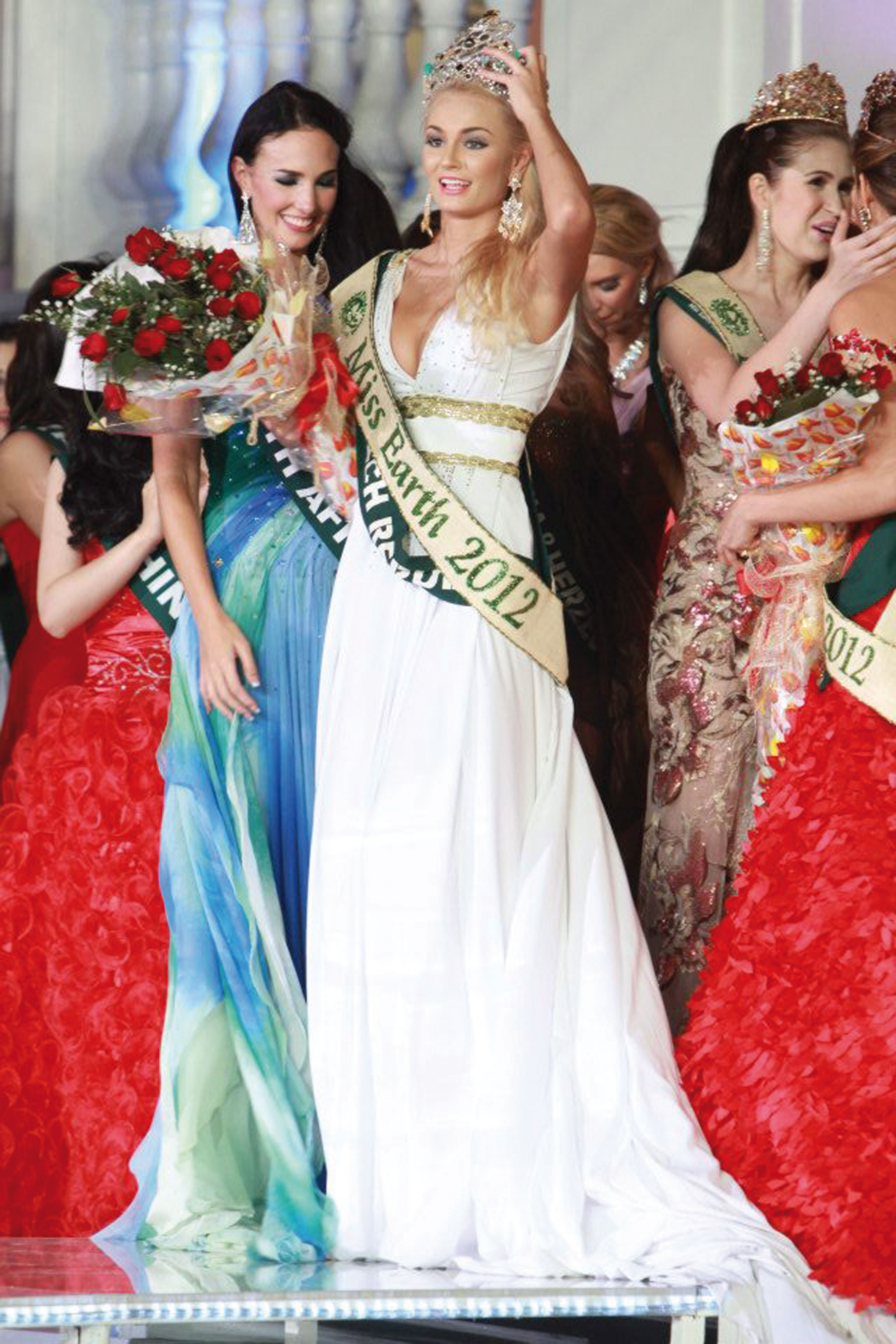Miss Earth 2012, La Tchèque Tereza Fajksova élue
